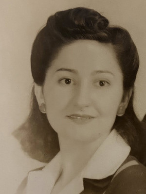 Photo of Tanya Plutzik