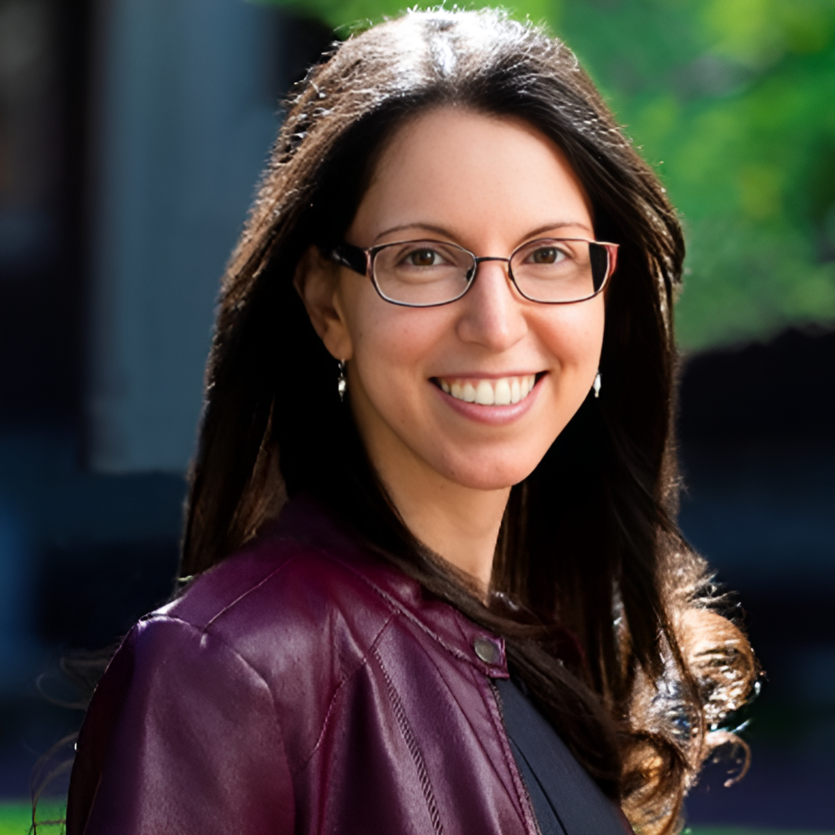 Headshot of Nicole Halpern